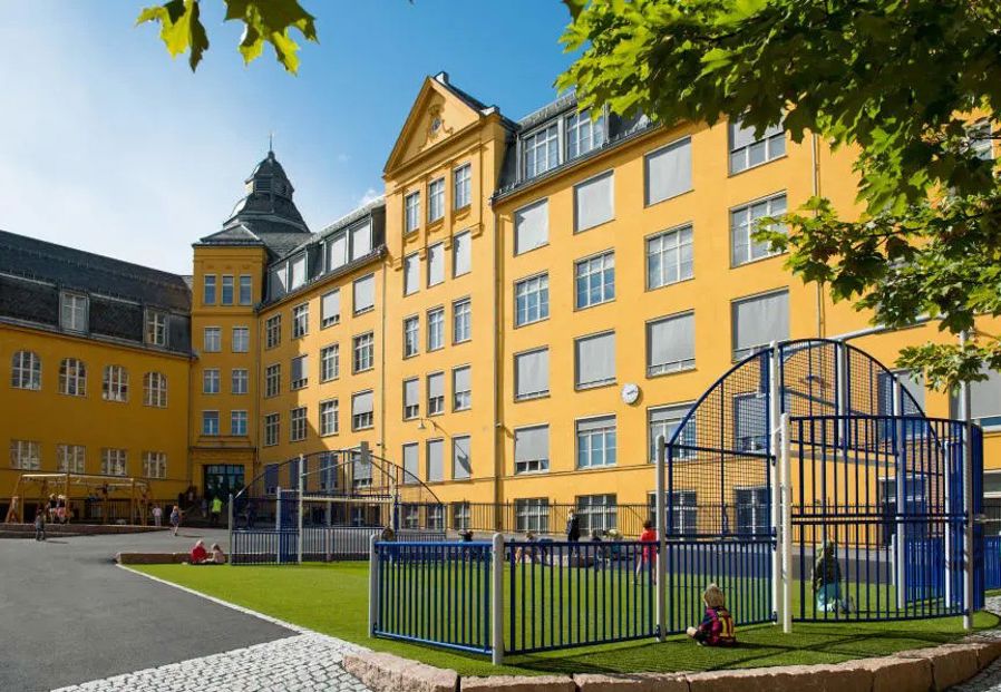 Ila skole og fotballbanen